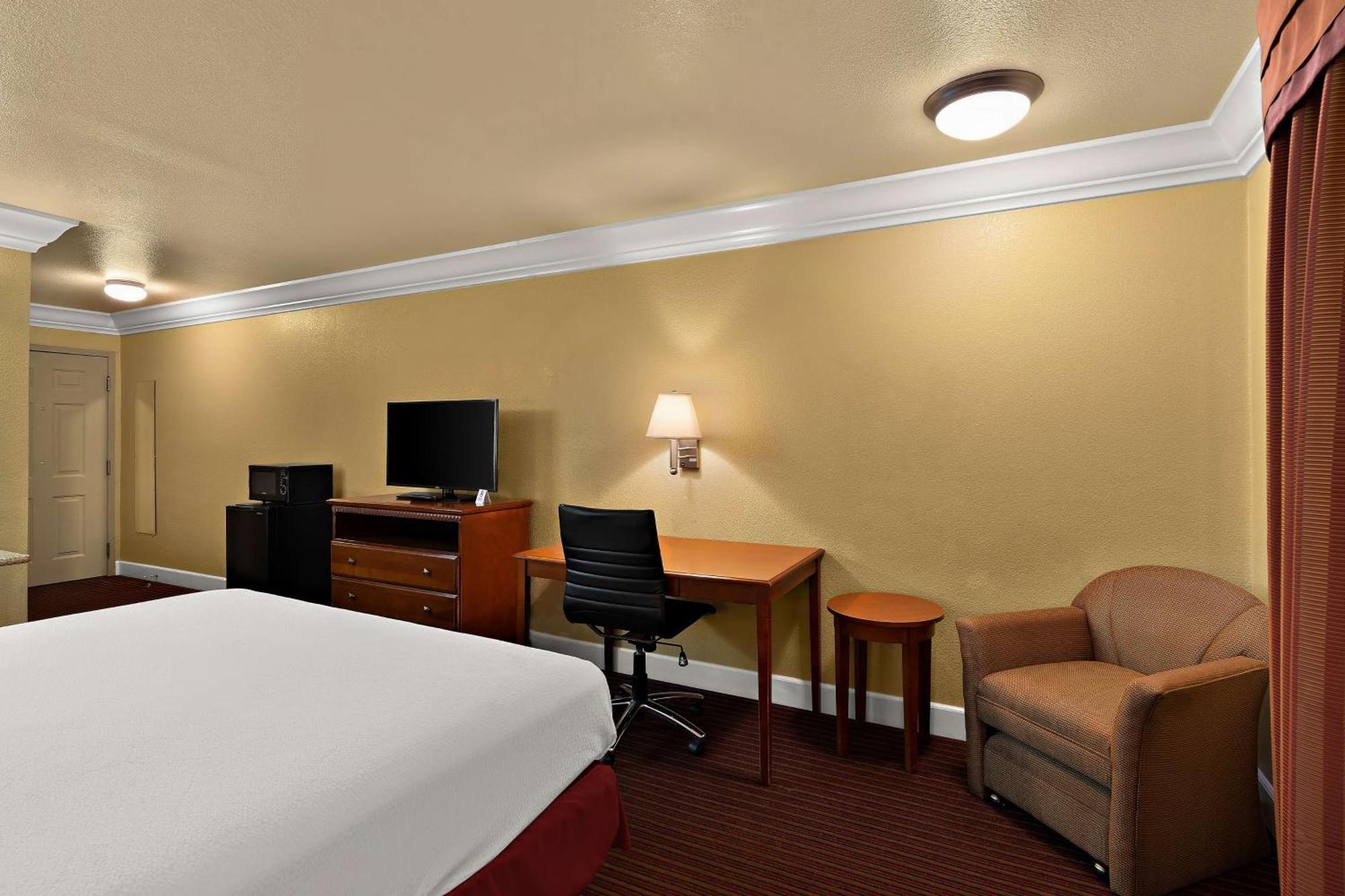 Best Western Willits Inn Ngoại thất bức ảnh