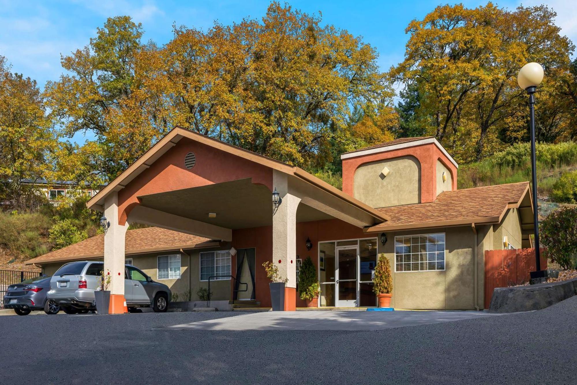 Best Western Willits Inn Ngoại thất bức ảnh